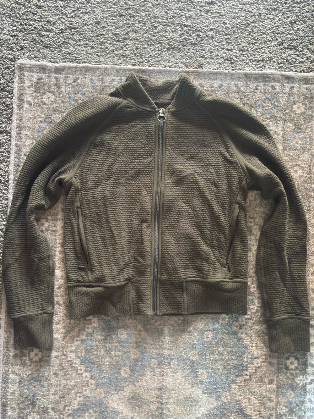 Lululemon On Repeat Bomber in Forest Green 2 NWOT size 6